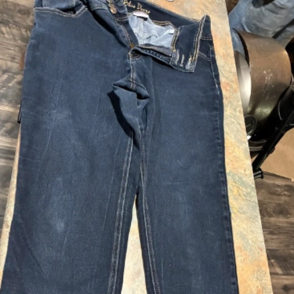 Classic Men's Dark Blue Jeans